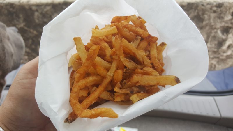 Kua aina fries are thin, crispy and too easy to eat.