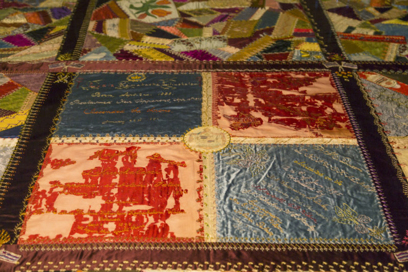 Iolani Palace Quilt