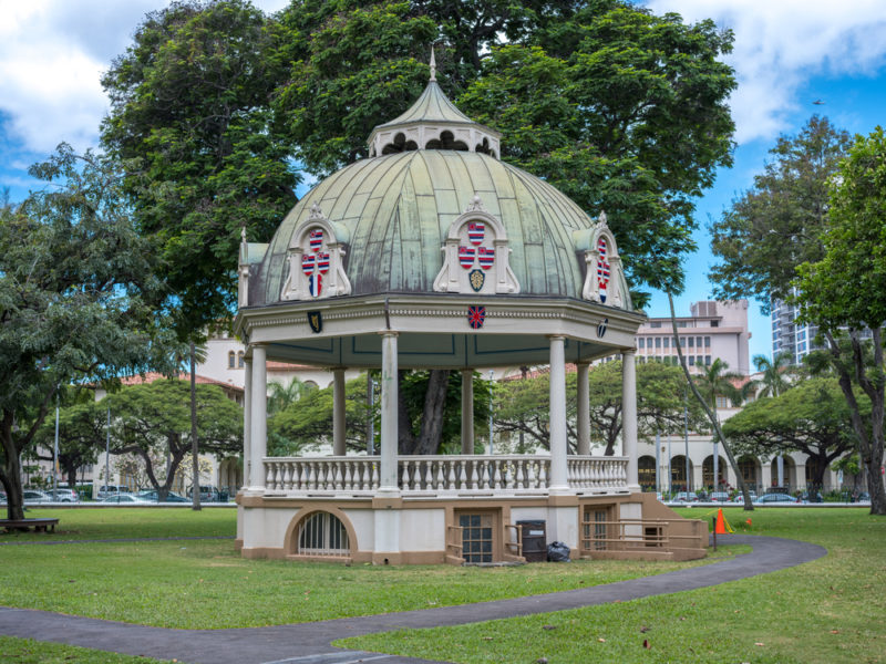 iolani palace evening tours