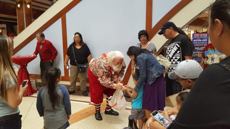 Santa Claus in Pearlridge Center