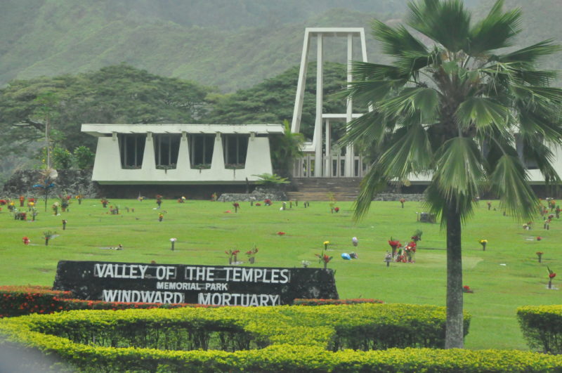 Why Byodo-In Temple In The Valley Of Temples Will Put You At Peace