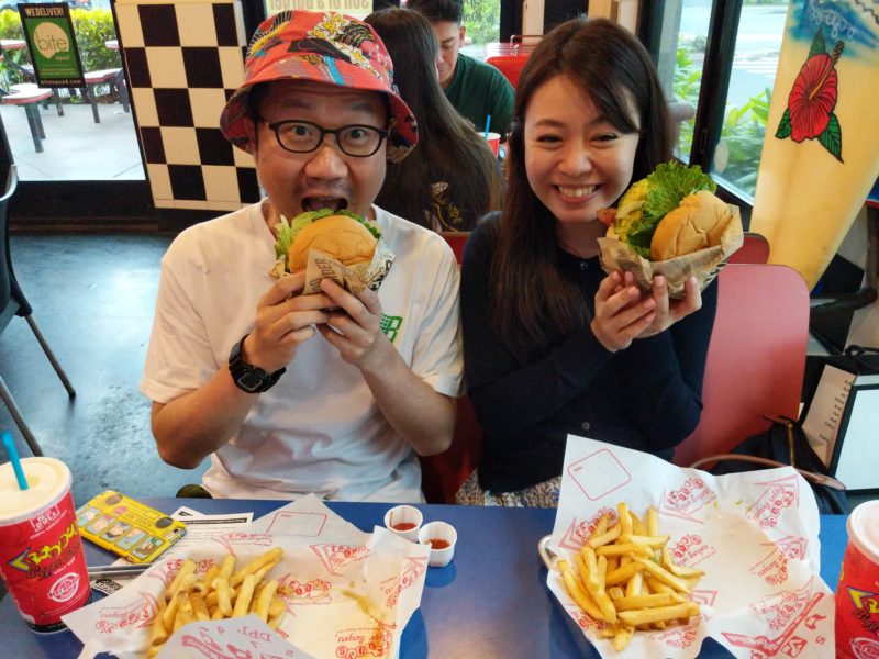 Hawaii's Teddy's Bigger Burgers Are For The Burger Fiends