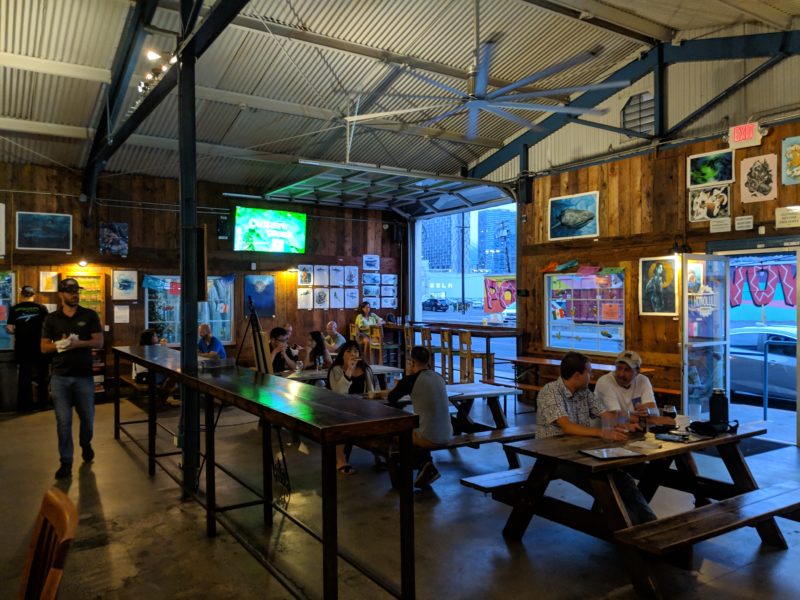 Inside Honolulu Beerworks