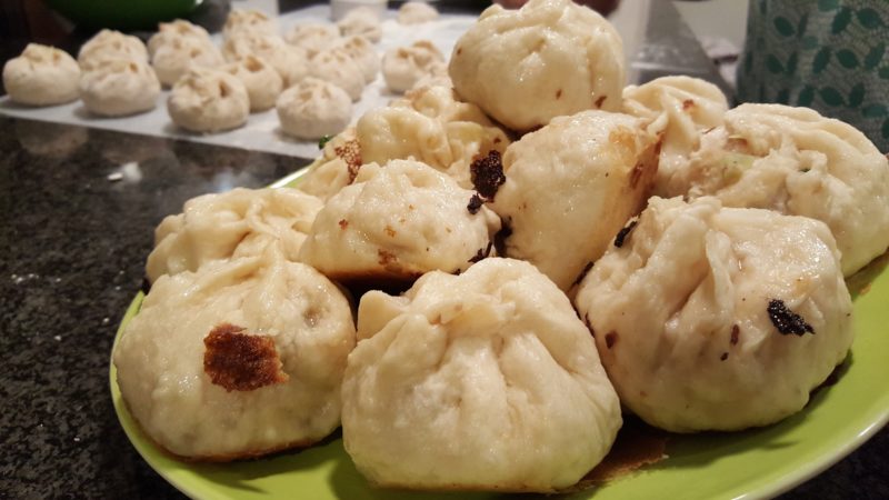 Pork and green cabbage baozi