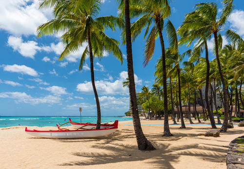 Waikiki in April 2020 during the pandemic was still beautiful. Editorial credit: Phillip B. Espinasse / Shutterstock.com